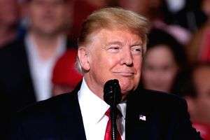 Trump thanks governor Greg Abbott for defying Biden, Supreme Court; escalates tension on southern border issue - Vimarsana News