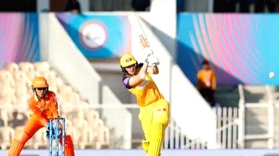 Harris, McGrath shine as UP Warriorz book play-offs berth with 3-wicket win over Gujarat Giants - Vimarsana News