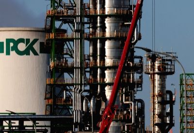 Oil major Rosneft presents its unique software to oil, gas companies - Vimarsana News