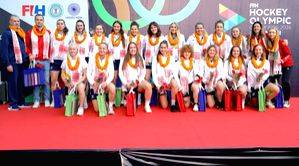 Hockey Olympic Qualifiers: Czech Republic Women's Hockey Team lands in Ranchi, aims for maiden Olympic berth - Vimarsana News