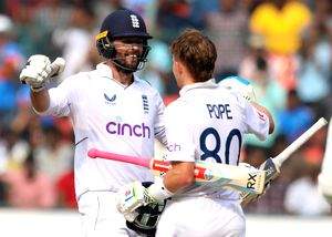 1st Test: Pope's stunning unbeaten 148 pulls England out of trouble; gives them 126-run lead over India (Ld) - Vimarsana News