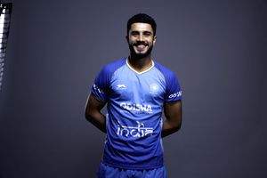 'I want to win the gold in Olympics for India': Jr. hockey team goalie Prince Deep - Vimarsana News