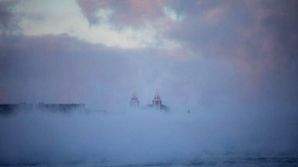 Icy winds. heavy snowfall disrupt life in US - Vimarsana News