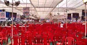 Empty chairs, forced attendance allegations cast shadow on INDIA bloc's Delhi rally - Vimarsana News