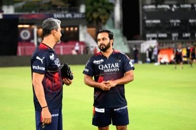 IPL 2023: How a surprise call from RCB head coach Sanjay Bangar got Kedar Jadhav into the side - Vimarsana News