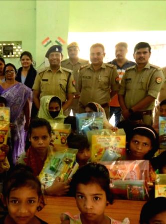 This UP IPS officer has adopted a school - Vimarsana News
