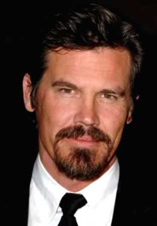 Josh Brolin celebrates wedding anniversary with wife Kathryn Brolin - Vimarsana News