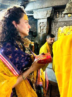 Kangana visits Bagalamukhi Temple on 37th b'day: 'Mere shatruon ka naash ho' - Vimarsana News