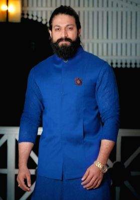 Yash busy with pre-production work for maiden home venture 'Toxic' - Vimarsana News