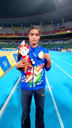 KIYG : Bihar farmer's daughter Durga runs into record books with 1500m gold - Vimarsana News