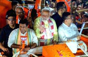 PM Modi's vibrant roadshow touches three iconic destinations in Kolkata - Vimarsana News