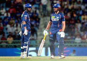 IPL 2024: Marcus Stoinis fared half-century lifts Lucknow to 163 for 5 against Gujarat - Vimarsana News