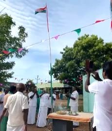 Day after hoisting Tri-colour, many Dalit panchayat presidents in TN fear reprisal from caste people - Vimarsana News