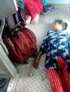 Maha: Girl from Bihar found dead in Swaraj Express at Palghar - Vimarsana News