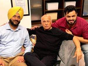Mahesh Bhatt hosts talk show on lives of 13 prominent Sikhs of India - Vimarsana News