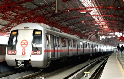Delhi Metro introduces 'Momentum 2.0,' app for virtual shopping - Vimarsana News