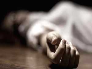 Man found dead in his car in Lucknow - Vimarsana News