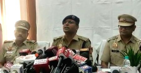 Man kidnaps girl to raise her as his child, held - Vimarsana News