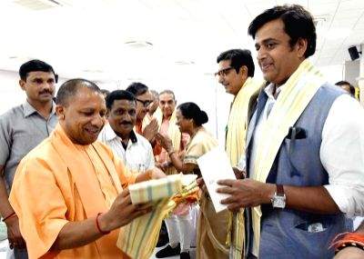CM Yogi's work and influence makes Gorakhpur safe for Ravi Kishan - Vimarsana News