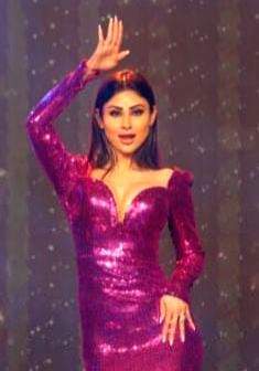 Mouni Roy attempts Jazz for first time, says wasn't very confident about the dance style - Vimarsana News