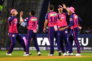 IPL 2024: Shane Bond hails RR bowler's "collective effort" in restricting MI on below-par score - Vimarsana News
