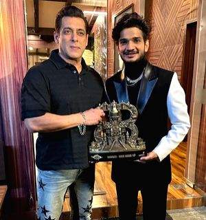 Munawar Faruqui thanks 'Bade bhai' Salman Khan for guidance on 'Bigg Boss 17' - Vimarsana News