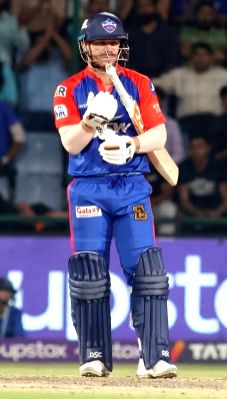 IPL 2023: David Warner still scoring runs; going to be an Orange Cap contender, says Eoin Morgan - Vimarsana News