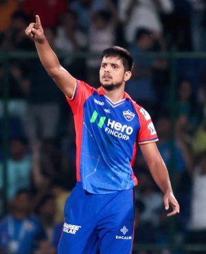 IPL 2024: Fraser-McGurk's sensational 84, Rasikh's 3-34 propel DC to ten-run win over MI (Ld) - Vimarsana News