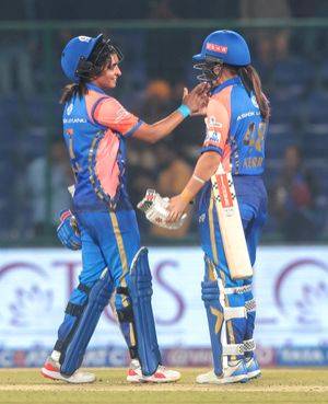 WPL 2024: Harmanpreet's unbeaten 95 helps Mumbai Indians beat GG, seal Playoffs spot - Vimarsana News