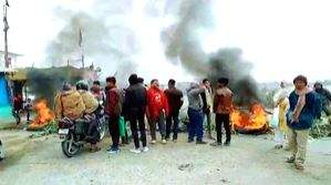 Normal life affected in Bihar after drivers observe strike against new hit-and-run law - Vimarsana News