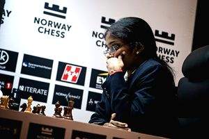 Norway Chess: Vaishali beats Humpy; Praggnanandhaa loses to Ding Liren in Armageddon - Vimarsana News