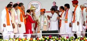 PM Modi steps up attack on Congress, says 'it wanted to bring quota on basis of religion' - Vimarsana News