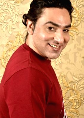 Praneet Bhatt is 'inspired' to play joker like Raj Kapoor, Heath Ledger - Vimarsana News