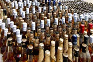 Illegal liquor racket busted in Delhi - Vimarsana News