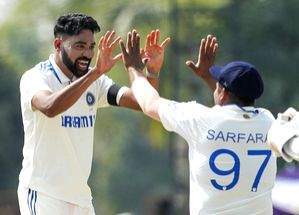 3rd Test: India take out Crawley, Duckett in defence of 557 after Jaiswal, Sarfaraz make merry - Vimarsana News