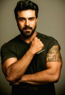 Ram Charan's fans give away bottles of buttermilk to people around Shankar Temple in Mumbai - Vimarsana News