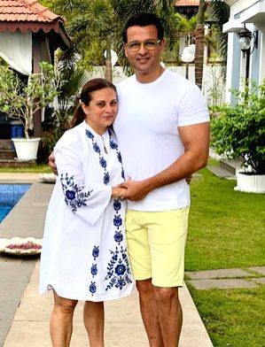 Rohit Roy pens heartfelt note for wife Manasi: She's my world - Vimarsana News