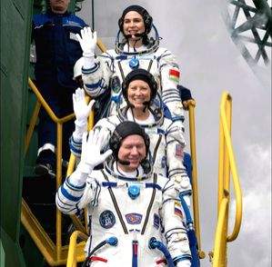 Russian Soyuz lifts off to space with 3 astronauts - Vimarsana News