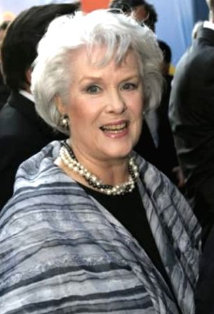 'Chitty Chitty Bang Bang' star Sally Ann Howes dies at 91 - Vimarsana News