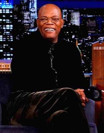 Samuel L Jackson caught liking porn on Twitter - Vimarsana News