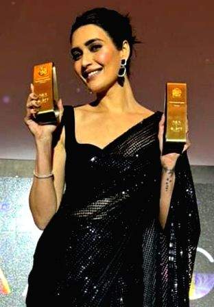 'Scoop' bags best series, best lead actress for Karishma Tanna at Busan Film Fest - Vimarsana News
