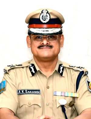 Senior IPS Arun Kumar Sarangi assumes charge as Odisha DGP - Vimarsana News