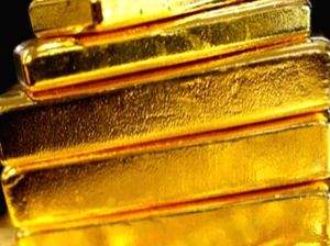 Shashi Tharoor's aide detained from Delhi's IGI Airport with gold valued at Rs 55 lakh - Vimarsana News