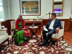 Shivakumar meets FM Sitaraman, seeks Rs 30K crore assistance for B'luru tunnel project - Vimarsana News