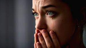 Sniffing women's tears lowers aggression in men: Study - Vimarsana News