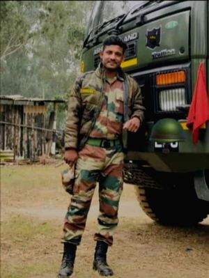 Soldier killed as Chinese Manja slits throat in Hyderabad - Vimarsana News
