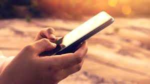 Experts urge parents to wean children off social media - Vimarsana News