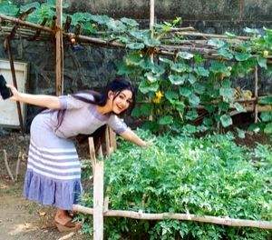 Sustainable Shubhangi uses bamboo toothbrushes, lamps made from reused glass bottles - Vimarsana News