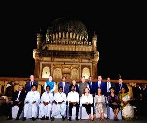 Telangana CM hosts dinner for consulate representatives of 13 countries - Vimarsana News