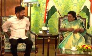Telangana CM meets Governor for New Year greetings - Vimarsana News
